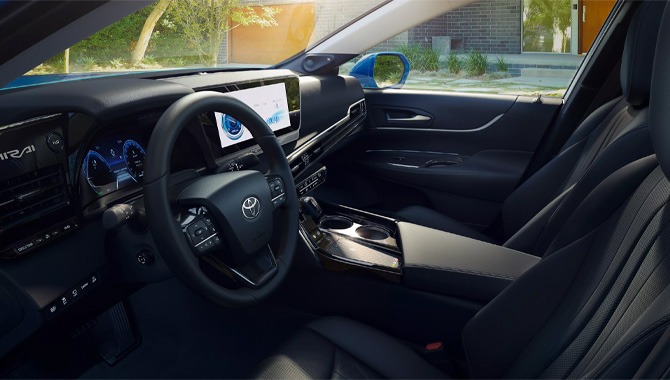 Toyota Mirai - Interior